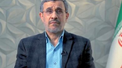 محمود احمدی‌نژاد با ۵ بار ثبت‌نام برای کاندیداتوری در انتخابات ریاست جمهوری، در میان چهره‌های سرشناس کشور رکورددار است.