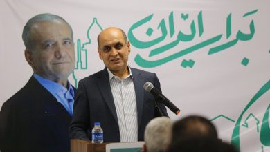 دکتر هادی حقشناس در جمع حامیان پزشکیان : با پزشکیان دنبال قهرمان نباشید/ شخصیت او برخلاف دیگر نامزدها تن کسی را نمیلرزاند