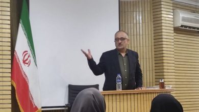رئیس اتاق بازرگانی در دیدار با خبرنگاران: سیاست ارزی غلط بزرگترین مشکل صادرکنندگان است