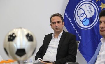 بدحسابی مدیر عامل سابق دردسر جدید آبیها