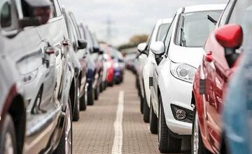 با یک میلیارد دلار ارز ، فقط 70هزار خودرو وارد کشور می شود/ آیا این تعداد دردی را دوا میکند؟