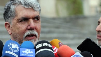 وزیر ارشاد: برخی از هنرمندان خانم و آقایی که ممنوعالفعالیت بودند، مسئلهشان حل شده است