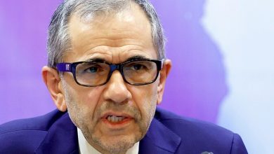 تختروانچی: تهران باب مذاکره با دولت ترامپ را باز نگه داشته/ سیاست آمریکا را ملاحظه کرده و تصمیم میگیریم چگونه واکنش نشان دهیم