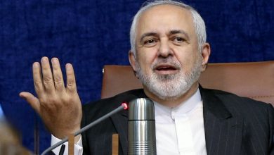 ظریف: شاید پدر و مادرم این روزها را میدیدند که بابت تغییر رشتهام از کامپیوتر به روابط بین الملل راضی نبودند