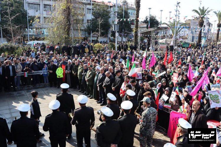 استاندار گیلان در جمع راهپیمایان سالروز پیروزی انقلاب اسلامی: ۲۲ بهمن مظهر عشق مردم به آرمان‌های انقلاب است