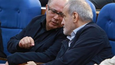 پزشکیان شهرام دبیری را از سمت معاونت پارلمانی ریاستجمهوری برکنار کرد