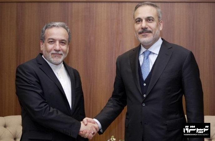 در گفتوگو با وزیر خارجه ترکیه؛ عراقچی: آمادگی داریم تعاملی برد-برد را در ازای خاتمه تحریمها شکل دهیم