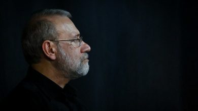  انتقاد علی لاریجانی از شیوه‌های امر به معروف در کشور: در جامعه‌ ما با اوقات تلخی تذکر می‌دهند