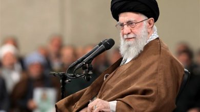 رهبر انقلاب در دیدار نمایندگان مجلس: مراقب باشید در فهم انقلابی‌گری دچار خطا نشوید