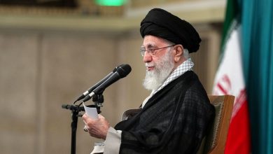 رهبر معظم انقلاب: آمریکاییها بدانند ملت ایران تسلیمشدنی نیست و هرگونه ورود نظامی آنها بدون تردید با صدمه جبرانناپذیر همراه خواهد بود