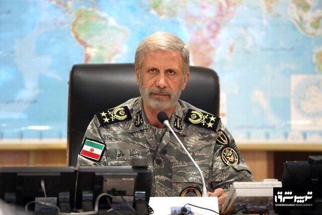فرمانده ارتش: مأموریت پدافند هوایی بسیار خطیر و حساس است