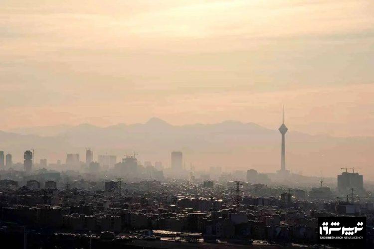 شرکت کنترل کیفیت هوای تهران: آلودگی هوای پایتخت نسبت به شب گذشته کمتر شده اما همچنان با شاخص کیفیت ۱۵۶ در وضعیت قرمز است