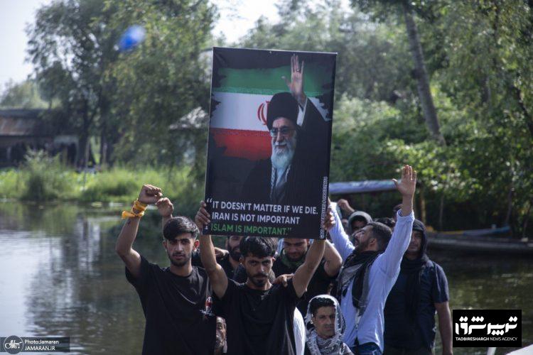 تصاویری از عزاداری سنتی کشمیری‌ها روی قایق