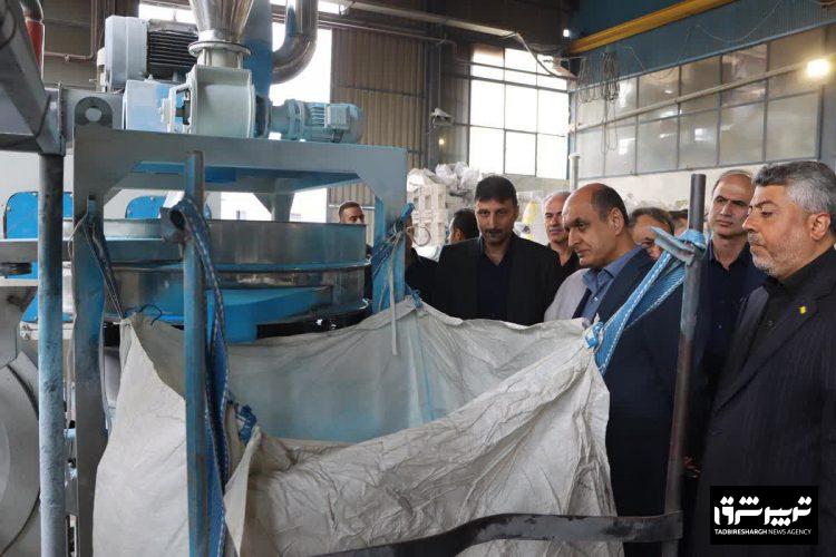 حوزه استاندار معاونت سیاسی امنیتی واجتماعی معاونت توسعه مدیریت و منابع معاونت هماهنگی امور اقتصادی معاونت هماهنگی امور عمرانی دولت الکترونیک مناقصه‌ها و مزایده‌ها الزامات قانونی تالار بحث و گفتگو سوالات متداول زیر پرتا‌ل‌ها پشتیبانی از کم‌توانان گزارش تصویری مراسم سوگواری هیئت ثارالله رشت با حضور استاندار گیلان •••• بیشتر بازدید استاندار گیلان از سه واحد تولیدی در منطقه آزاد انزلی