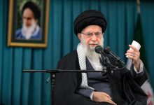 رهبر انقلاب: سپر پولادین اتحاد مردم و مسئولان و نیرو‌های مسلح نباید خدشه دار شود