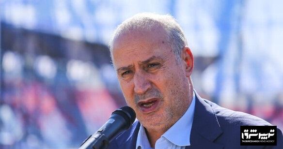 تاج: داور اگر شعار نژادپرستانه شنید، همان جا بازی را تمام کند