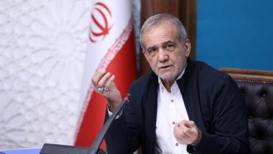 پزشکیان: مشکل مصرف آب با نسخهنویسی حل نمیشود/ تعهد دولت، تولید ۷ هزار مگاوات برق از پنلهای خورشیدی است