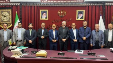 استاندار در نشست مشترک مجمع نمایندگان گیلان با وزیر اقتصاد تاکید کرد: ضرورت بازنگری در سیاستهای بانکی برای حمایت از تولید و سرمایهگذاری در گیلان