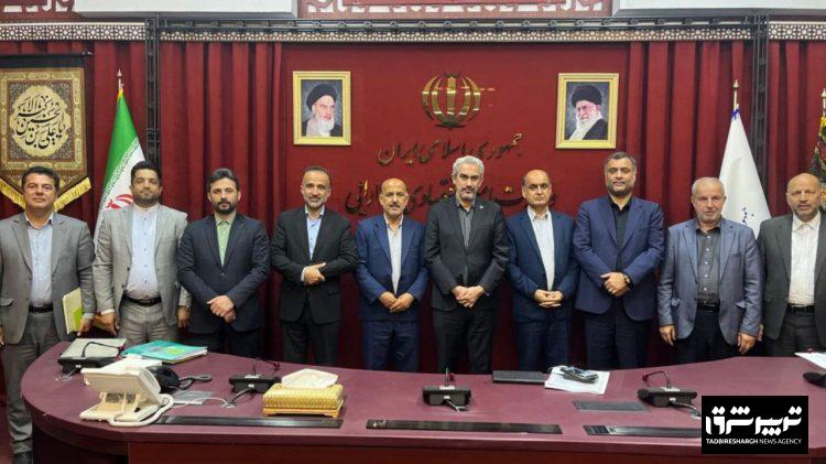 استاندار در نشست مشترک مجمع نمایندگان گیلان با وزیر اقتصاد تاکید کرد: ضرورت بازنگری در سیاستهای بانکی برای حمایت از تولید و سرمایهگذاری در گیلان