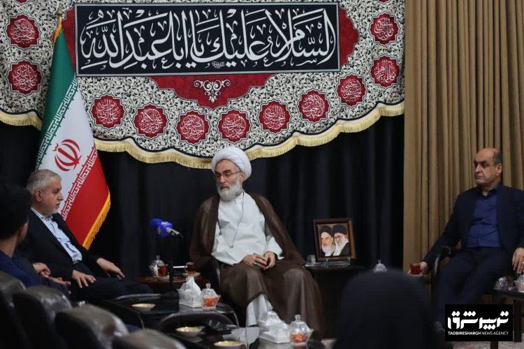 استاندار گیلان در دیدار با آیت الله فلاحتی و در حضور وزیر میراث فرهنگی؛ ارزش ریالی پروژههای هفته دولت امسال، معادل کل طرحهای افتتاح شده در سال گذشته است
