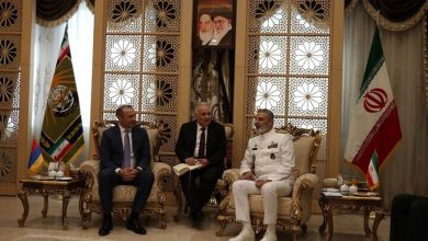 دبیر شورای امنیت ارمنستان با سرلشکر موسوی دیدار کرد