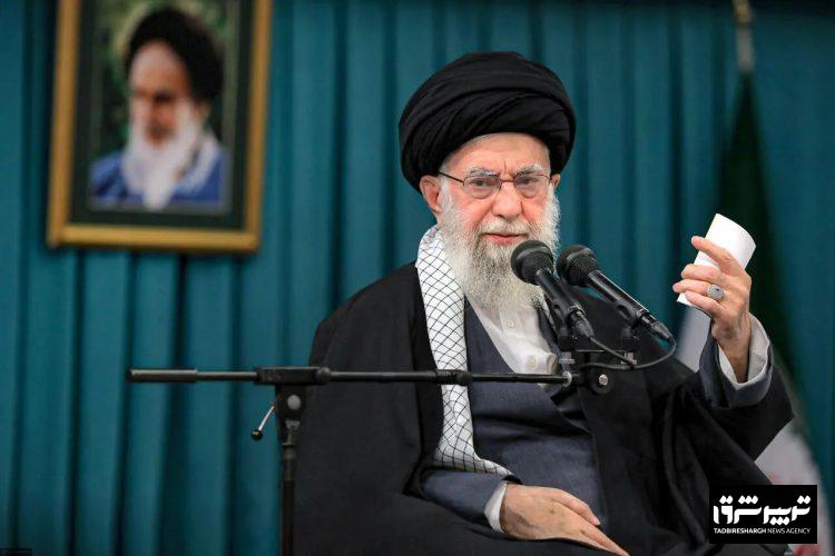 رهبر معظم انقلاب: مسئولان و صاحبان قلم، راویان قدرت و قوت باشند، نه راوی ضعفها