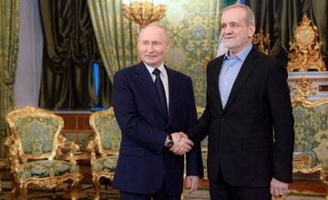 پوتین به پزشکیان: سلام من را به رهبر انقلاب برسانید