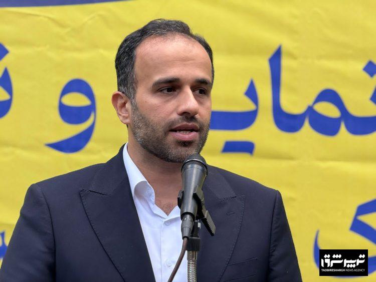 شهردار رشت‌ در مراسم رونمایی از نخستین پلاک و کد پستی هوشمند رشت؛ نخستین گام در مسیر تحقق شهر هوشمند در رشت برداشته شد