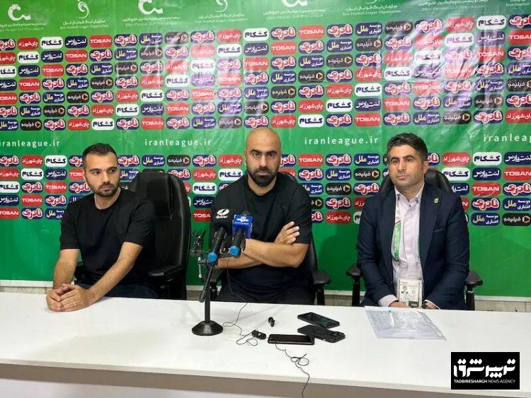 سرمربی ملوان: بازی برخی از تیمها هیچ شباهتی به فوتبال ندارد