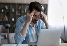 «آه کشیدن» در هنگام ناراحتی به کاهش استرس کمک می‌کند