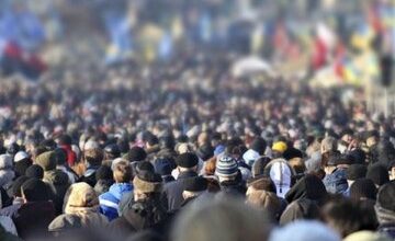 7 میلیون نفر زیر خط گرسنگی هستند/ راغفر: رشد فقر و فساد بانک آینده با هم ارتباط دارند/ایران به سمت «سائوپائولوئیزه شدن» میرود