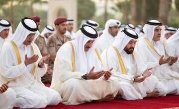 به گزارش تدبیرشرق، منابع رسمی از اقامه نماز باران در قطر با حضور شیخ تمیم بن حمد آل ثانی و دیگر مقامات دولتی این کشور خبر دادند.