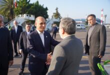 با استقبال استاندارگیلان؛ وزیر امور خارجه وارد گیلان شد