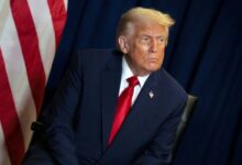 ترامپ، کل حکومت ونزوئلا را «تروریستی» اعلام کرد: دستور محاصره همه نفتکش‌هایی را که به ونزوئلا وارد می‌شوند یا از آن خارج می‌شوند، صادر کردم