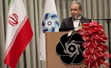 عراقچی: آرزوی فروپاشی ایران از درون را به گور خواهند برد