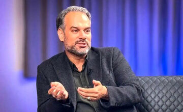 رشیدی کوچی نوشت: ‏اگر ‏خدای ناکرده جنگ دیگری به ما تحمیل شود، ‏سورپرایزهای بسیار بزرگ و عجیبی(به جز موشک‌ها متنوع) برای متجاوز تدارک دیده شده است.