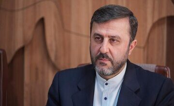 غریب آبادی: جنگ آمریکا حافظه تاریخی و تمدنی ملت ایران را هدف گرفته است